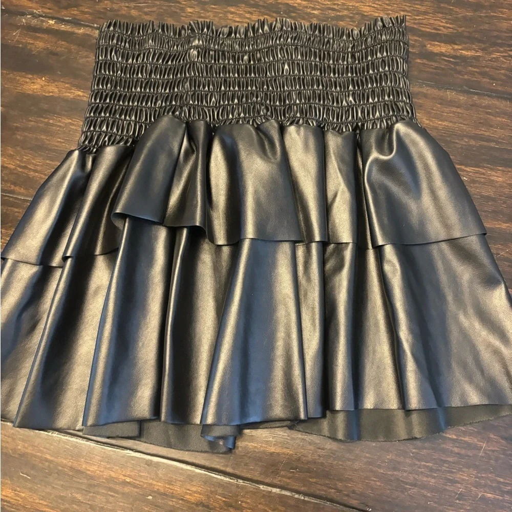 Cheryl Creations Faux Leather Black Tiered Skirt- size medium/10